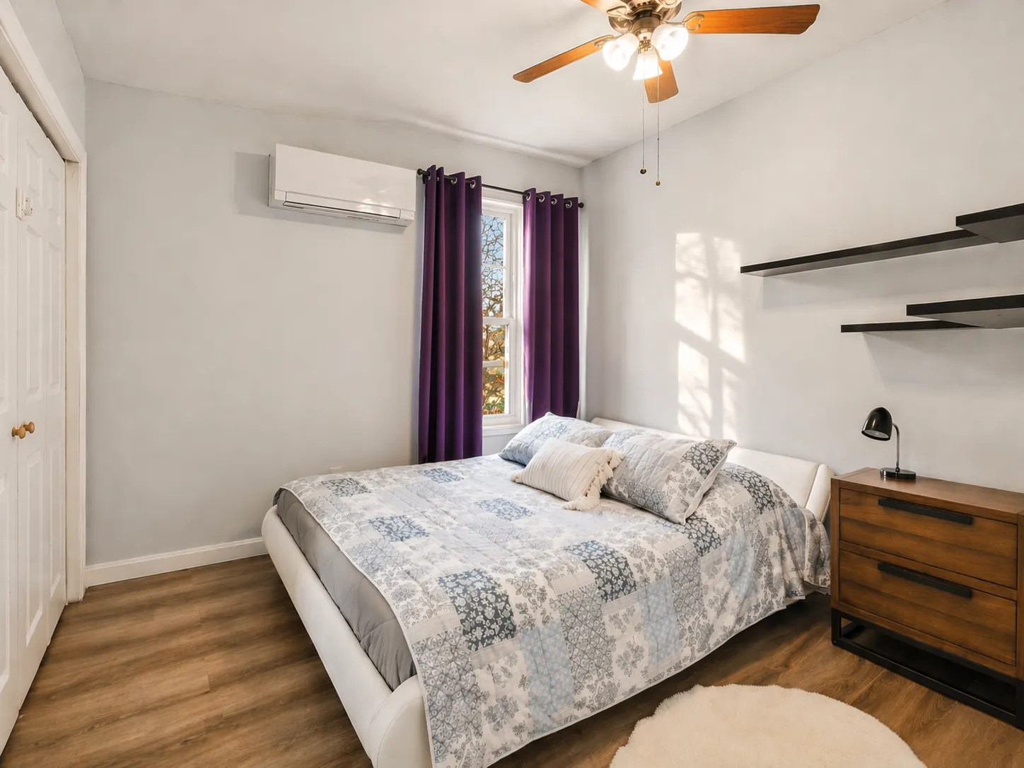 Kids bedroom at Beachside Bliss Cottage — family-friendly vacation rental, Maine